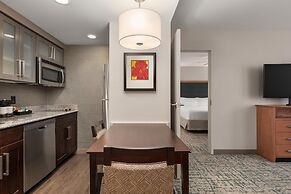 Homewood Suites by Hilton TechRidge Parmer @ I-35
