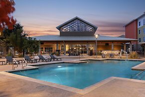 Homewood Suites by Hilton TechRidge Parmer @ I-35