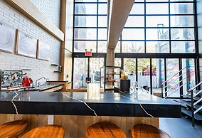 Orchard Street Hotel