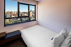 Orchard Street Hotel