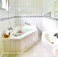 Jenq Yang Hotspring Hotel