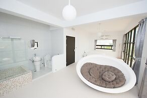 Discovery Secret Resort