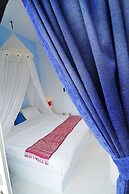 Greek frontier villa