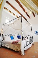 Greek frontier villa