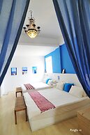 Greek frontier villa