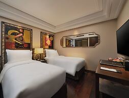 Peridot Gallery Classic Hotel