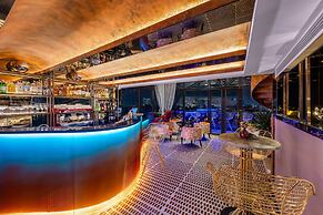 Peridot Gallery Classic Hotel