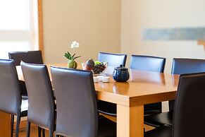 Niseko Alpine Apartments