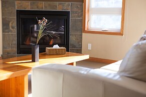 Niseko Alpine Apartments