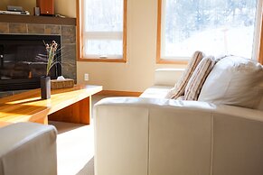 Niseko Alpine Apartments