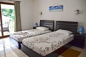 Forest Lodge Guest House