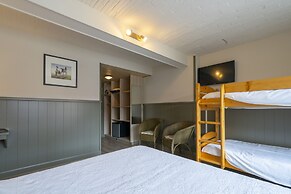 B&B Schraevenacker