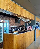 North West Restaurant & Guesthouse