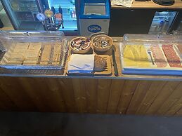 North West Restaurant & Guesthouse