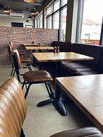 North West Restaurant & Guesthouse