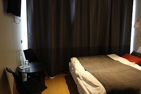 North West Restaurant & Guesthouse