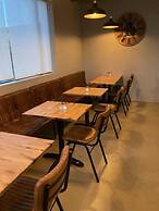 North West Restaurant & Guesthouse