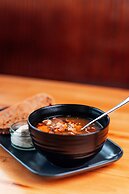 North West Restaurant & Guesthouse