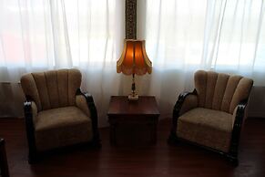 North West Restaurant & Guesthouse