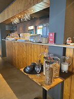 North West Restaurant & Guesthouse