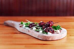 North West Restaurant & Guesthouse