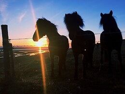 North West Restaurant & Guesthouse