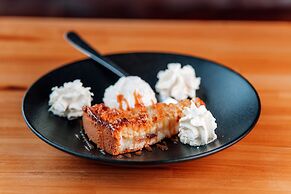 North West Restaurant & Guesthouse