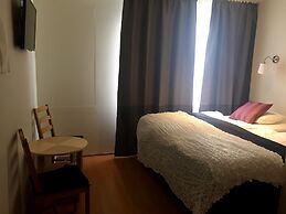 North West Restaurant & Guesthouse