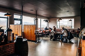 North West Restaurant & Guesthouse