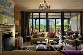 Leeu Estates