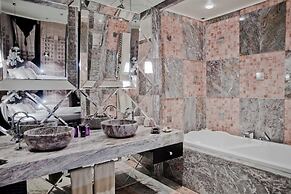 Royal Castle Design & SPA Hotel