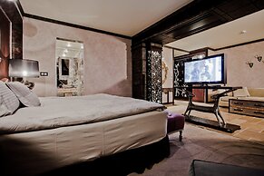 Royal Castle Design & SPA Hotel