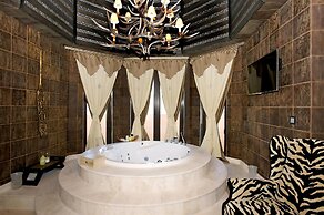 Royal Castle Design & SPA Hotel