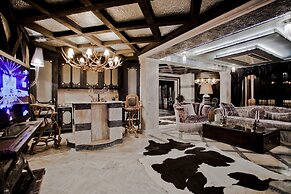 Royal Castle Design & SPA Hotel