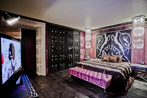 Royal Castle Design & SPA Hotel