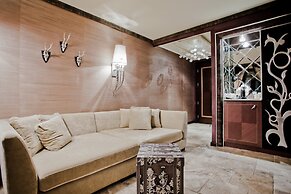 Royal Castle Design & SPA Hotel