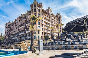 Royal Castle Design & SPA Hotel