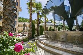 Royal Castle Design & SPA Hotel