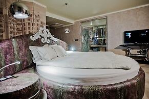 Royal Castle Design & SPA Hotel