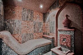 Royal Castle Design & SPA Hotel