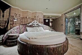 Royal Castle Design & SPA Hotel