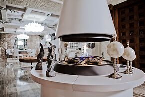 Royal Castle Design & SPA Hotel