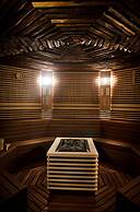 Royal Castle Design & SPA Hotel