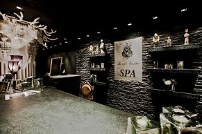 Royal Castle Design & SPA Hotel