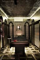 Royal Castle Design & SPA Hotel