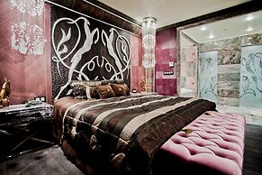 Royal Castle Design & SPA Hotel