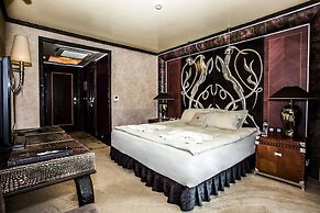 Royal Castle Design & SPA Hotel