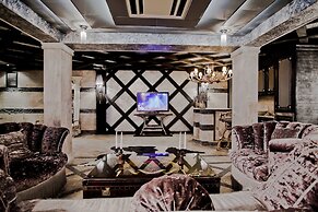 Royal Castle Design & SPA Hotel