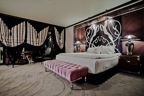 Royal Castle Design & SPA Hotel