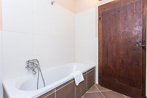 Borgo Colognola - Dimora Storica